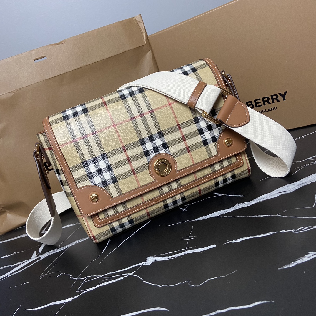 Burberry_Crossbody_Bag-2